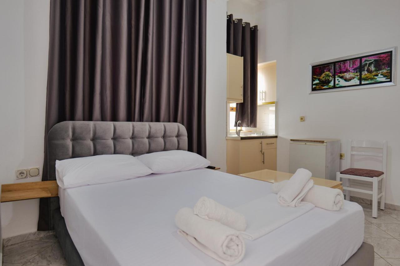 Hotel Casamia Sarandë Exterior foto