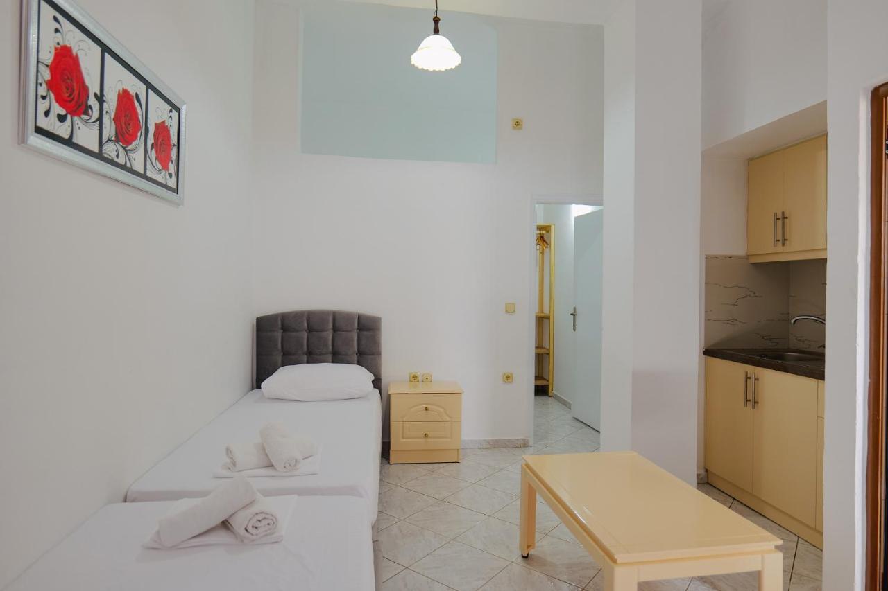 Hotel Casamia Sarandë Exterior foto
